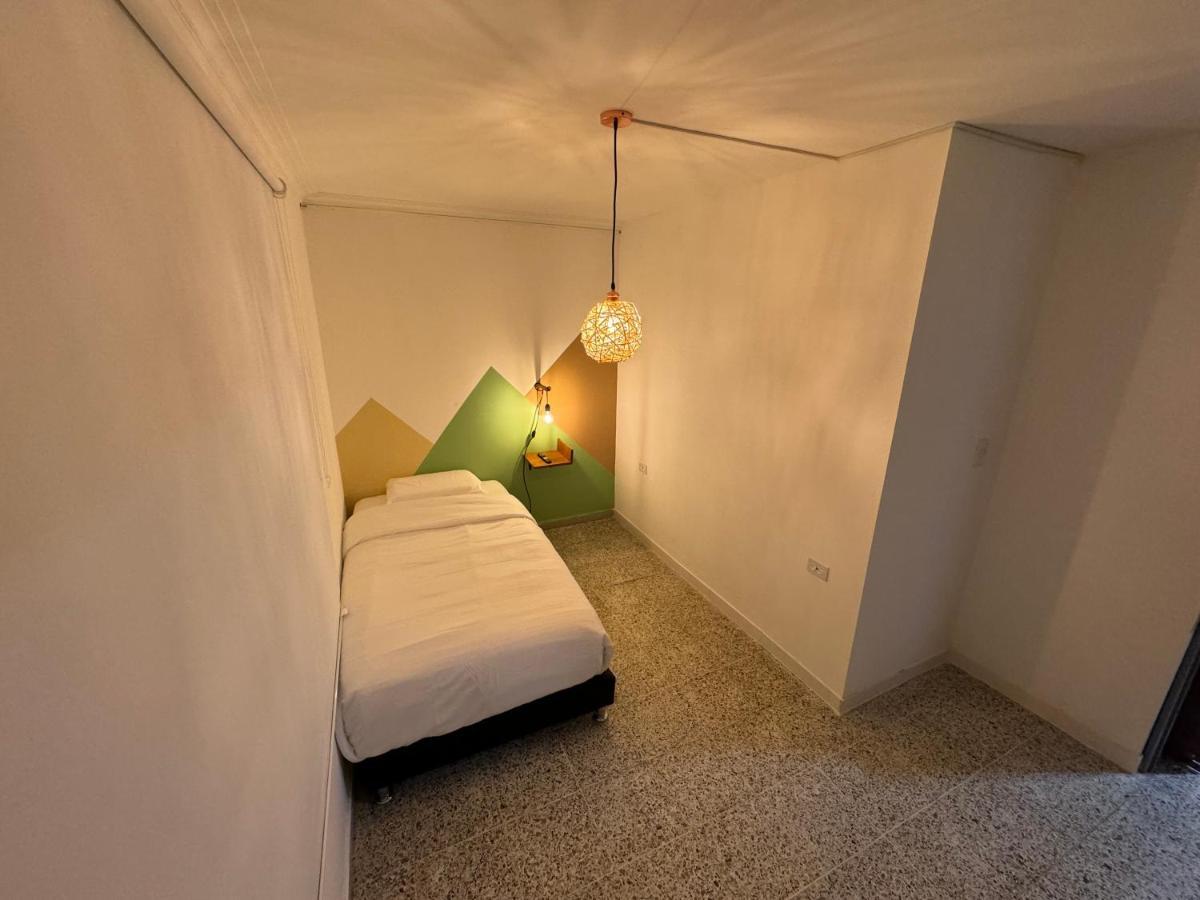 Rustik House Hotel Medellin Exterior photo