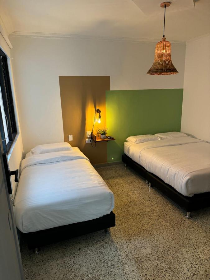 Rustik House Hotel Medellin Exterior photo